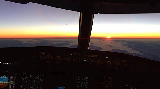 Supposed flat earth airplane image